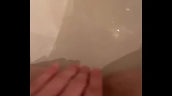 Ζεστό piss in bathtub φρέσκο ​​σωλήνα