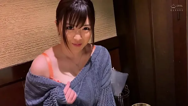 Vroča Super big boobs Japanese young slut Honoka. Her long tongues blowjob is so sexy! Have amazing titty fuck to a cock! Asian amateur homemade porn sveža cev