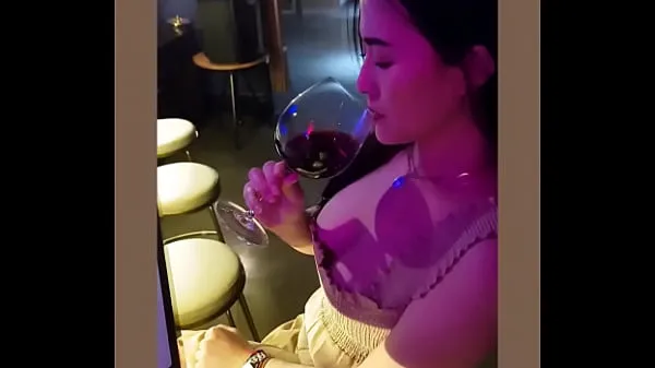 گرم Self homemade hot video Chinese Model gets fucked after the shoot تازہ ٹیوب
