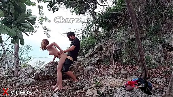 Ζεστό having sex on an island with a stranger φρέσκο ​​σωλήνα
