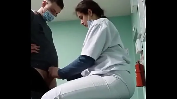 Varmt Nurse giving to married guy frisk rør
