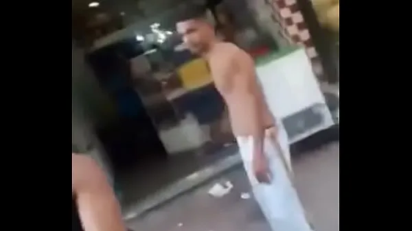 Ζεστό capoerista hetero de pau duto na rua φρέσκο ​​σωλήνα