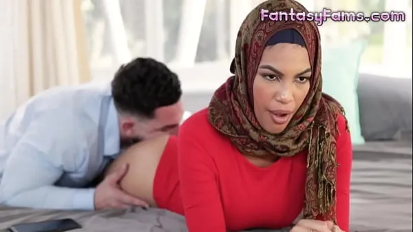 گرم Fucking Muslim Converted Stepsister With Her Hijab On - Maya Farrell, Peter Green - Family Strokes تازہ ٹیوب
