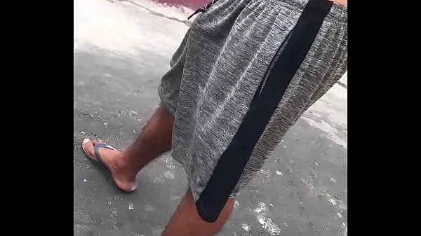 Hete Bamboo dick in shorts without underwear verse buis