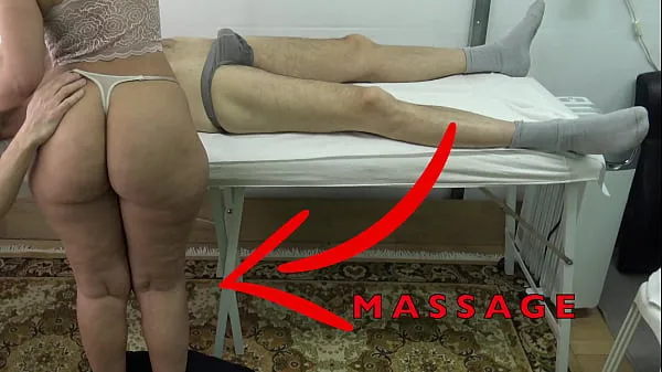 Maid Masseuse with Big Butt let me Lift her Dress & Fingered her Pussy While she Massaged my Dick أنبوب جديد ساخن
