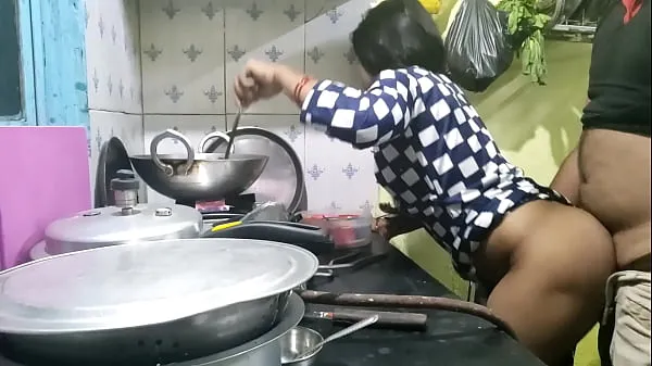 Hot The maid who came from the village did not have any leaves, so the owner took advantage of that and fucked the maid (Hindi Clear Audio fresh Tube