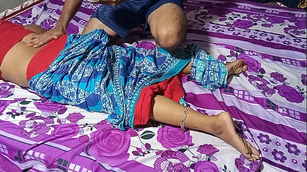 Friend's mom fucks pussy under the pretext of back massage - XXX Sex in Hindi Tiub segar panas