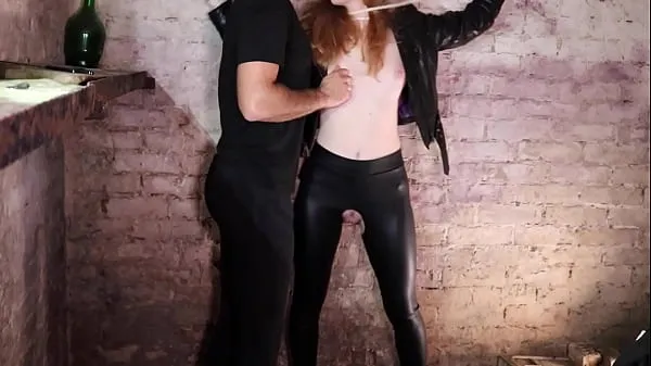 Babe in leather leggings bounded and fucked أنبوب جديد ساخن