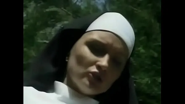Gorąca Nun Fucked By A Monk świeża tuba