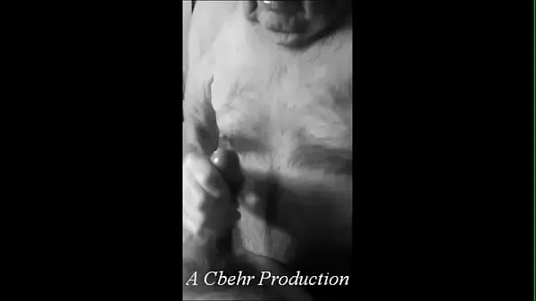Tabung segar Cbehr "Slow motion cum shots with Grandpa Grizz panas