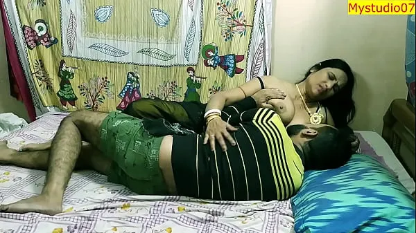 Varm Desi xxx randi bhabhi hot sex with jobless Devor! Real sex with clear hindi audio färsk tub