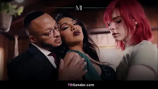 Sıcak Hot mixed gender threesome with Jean Hollywood and Jessy Dubai taze Tüp