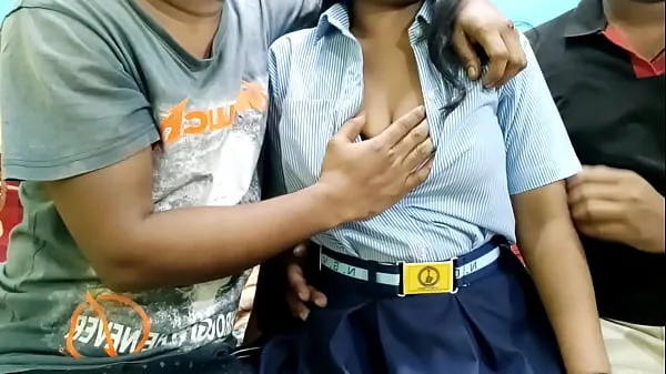 ร้อนแรง Two boys fuck college girl|Hindi Clear Voice หลอดสด