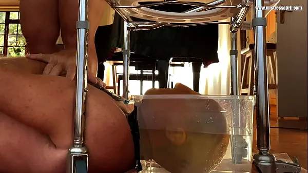 Tabung segar Dominatrix Mistress April - Slave in water toilet for panas