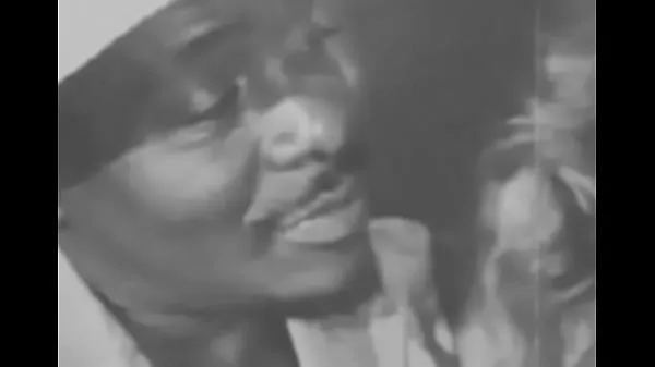 Vroča Old Video BBC Interracial Woman Vintage Delivery sveža cev