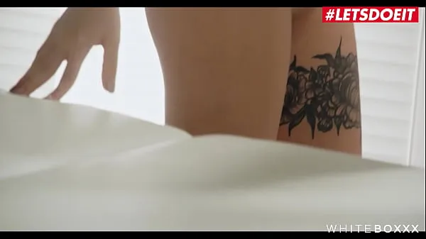 뜨거운 WHITEBOXXX - (Liya Silver, Kristof Cale) - Oiled Massage Turns Into First Time Anal Experience For Gorgeous Big Tits Russian Teen 신선한 튜브