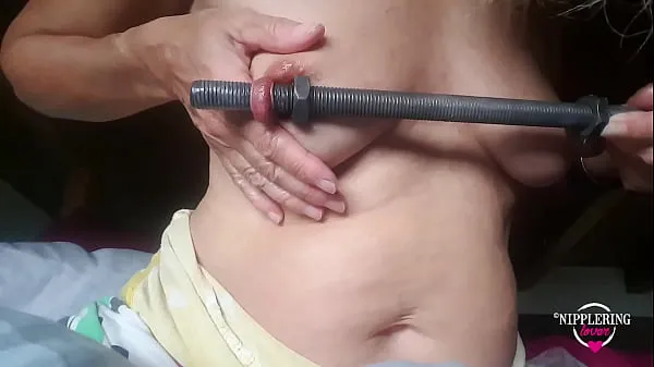 Tabung segar nippleringlover kinky inserting 16mm rod in extreme stretched nipple piercings part1 panas