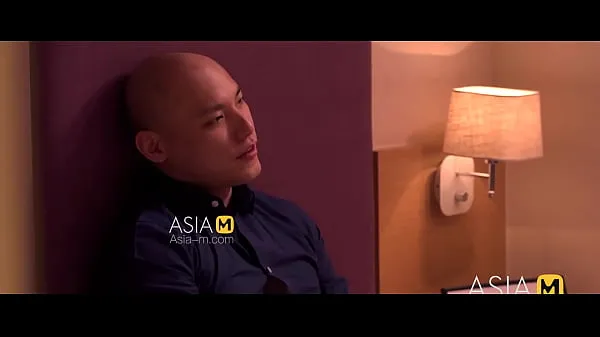 Ống nóng ModelMedia Asia-Horny Christmas - Wife Swap-Xia Qing Zi-MDL-0004-Best Original Asia Porn Video tươi
