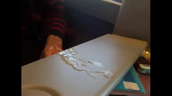 گرم amateur cumming a lot on the train تازہ ٹیوب