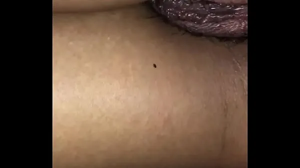 گرم Young 21yr old ass and pussy stretched and dripping تازہ ٹیوب