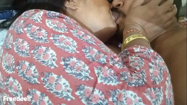 Varmt My Real Bhabhi Teach me How To Sex without my Permission. Full Hindi Video frisk rør