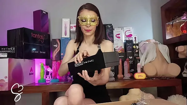 Sıcak Sarah Sue Unboxing Mysterious Box of Sex Toys taze Tüp