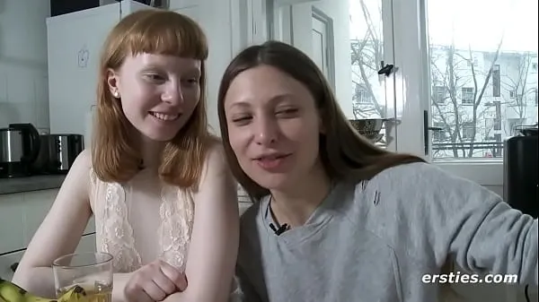 热的 Ersties: Bonnie & Talia Return For a Kinky Lesbian Sex Video 新鲜的管
