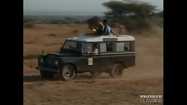 Sıcak Yelena Schieffer Enjoys a Gangbang After the Safari taze Tüp
