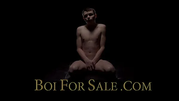 Ống nóng Auctioning A Twink Boy To Be A Sex Slave tươi