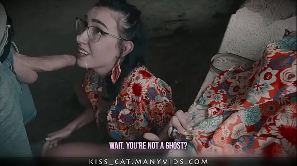 Ống nóng Stranger Ghost Called to Public Fuck Kisscat in an Abandoned House tươi