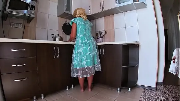 Gorąca Peeping under the skirt of a mature housewife and anal sex in a big ass świeża tuba
