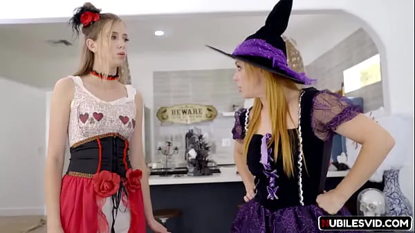 Quente Milf Teach Porn S11-E7 Haley Reed, Penny Pax In Dick Trick or Treat tubo fresco