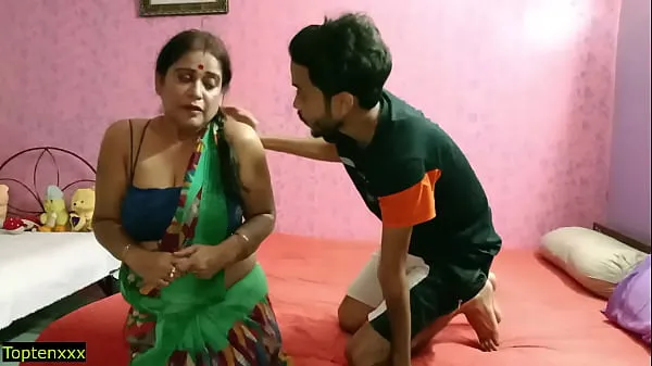Hete Indian hot XXX teen sex with beautiful aunty! with clear hindi audio verse buis