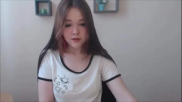 Vroča Who is this beautiful webcam teen sveža cev