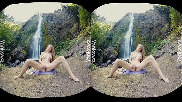 Kuuma Yanks Amateur Beauty Verronica Masturbating In VR tuore putki
