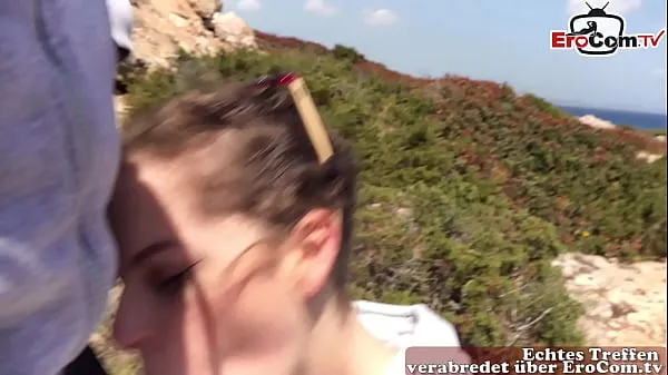 Sıcak German skinny amateur young woman giving public blowjob in mallorca taze Tüp