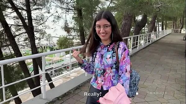 Picked up a cutie on the street, fucked and cum on her glasses أنبوب جديد ساخن