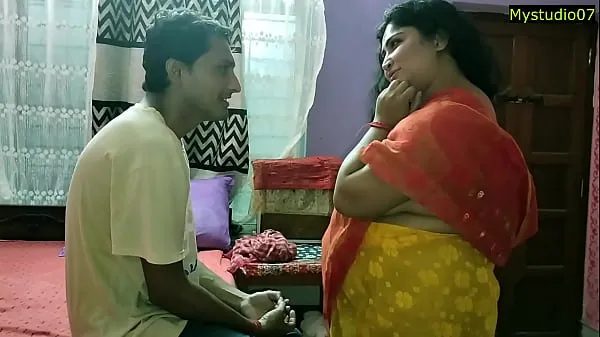 Hete Indian Hot Bhabhi XXX sex with Innocent Boy! With Clear Audio verse buis
