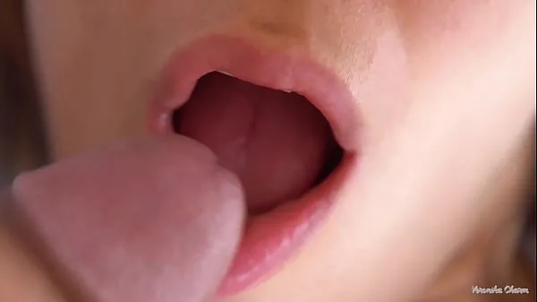 Her Soft Big Lips And Tongue Cause Him Cumshot, Super Closeup Cum In Mouth أنبوب جديد ساخن