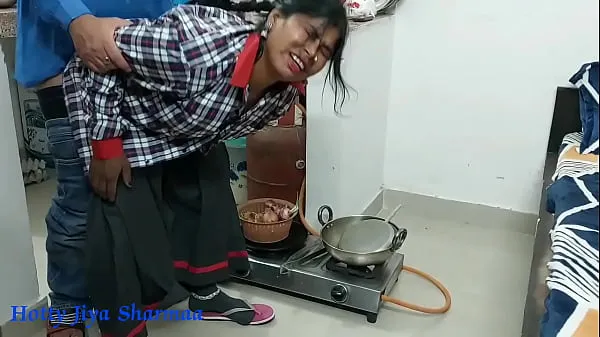 Varm Indian doggystyle fucking with hot girl in kitchen färsk tub