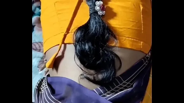 Chaud Indian desi Village bhabhi porno de pisse en plein air Tube frais