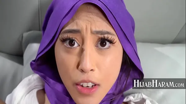 Hete First Night Alone With Boyfriend (Teen In Hijab)- Alexia Anders verse buis