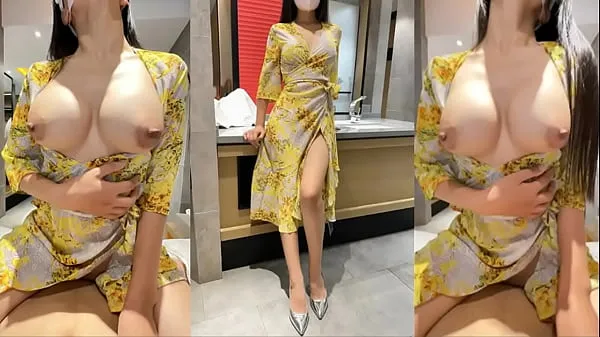 Hete The "domestic" goddess in yellow shirt, in order to find excitement, goes out to have sex with her boyfriend behind her back! Watch the beginning of the latest video and you can ask her out verse buis