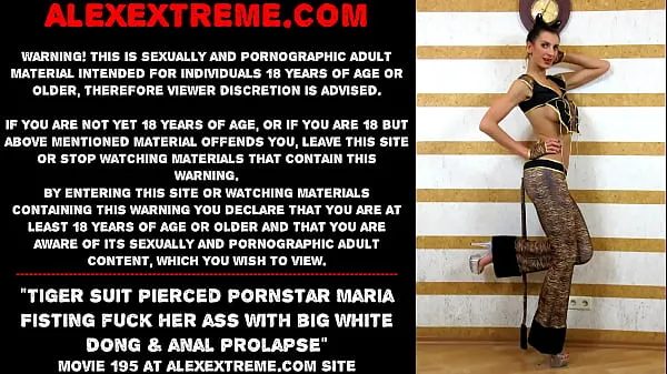 Hete Tiger suit pierced pornstar Maria Fisting fuck her ass with big white dong & anal prolapse verse buis