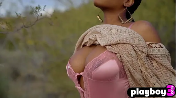 Kuuma Big tits ebony teen model Nyla posing outdoor and babe exposed her stunning body tuore putki