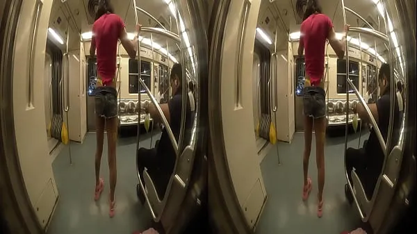 Forró Skinny showing off in the subway, VIRTUAL REALITY, wear glasses so you can feel this skinny's big ass friss cső