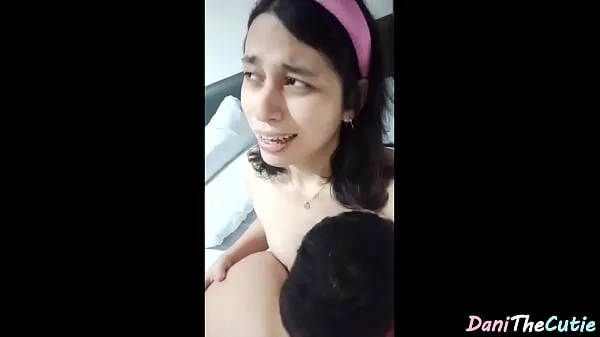 गरम beautiful amateur tranny DaniTheCutie is fucked deep in her ass before her breasts were milked by a random guy ताज़ा ट्यूब