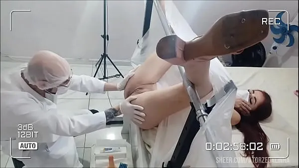 Varm Patient felt horny for the doctor färsk tub