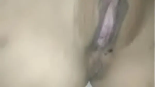 Hot Spreading the pussy of an Asian student girl, giving her a cock to suck until she cums all over her mouth, then thrusting the cock into her clit, fucking her pussy with loud moans, making her extremely aroused. She masturbated twice and cummed a lot fresh Tube