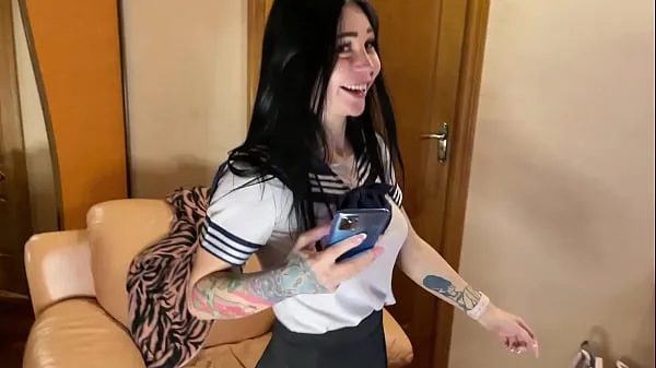 Varm Russian girl laughing of small penis pic received färsk tub